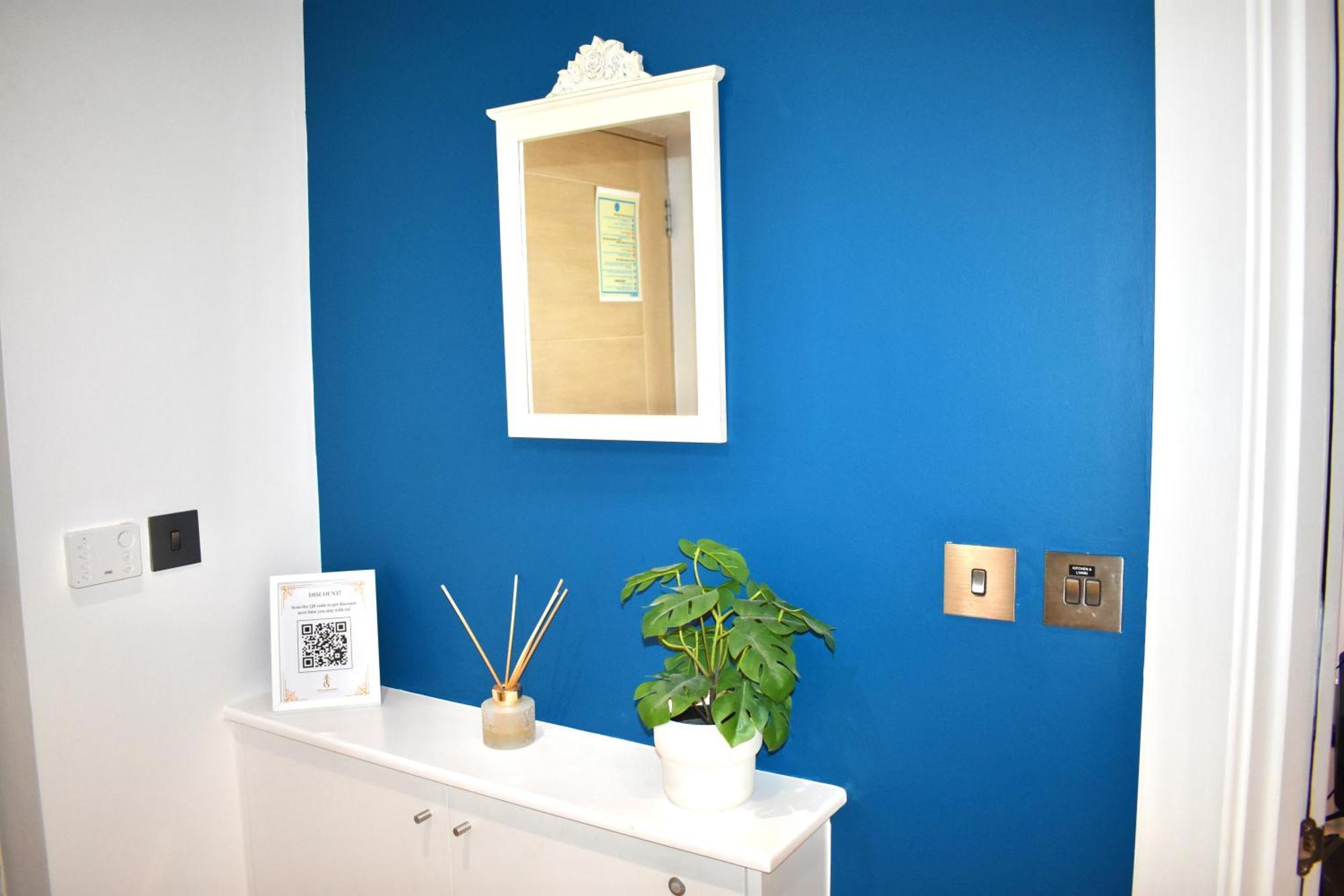 Lux 2-bed Location Balcony & Parking Apartment Reading