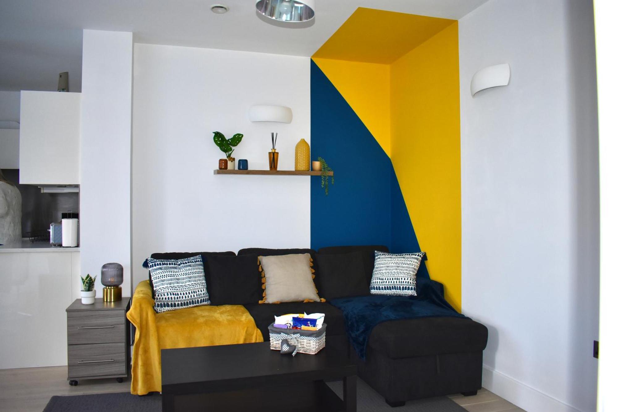 Lux 2-bed Location Balcony & Parking Apartment Reading